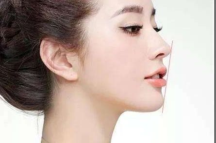 成都八大處面部吸脂手術的價格一般是多少？