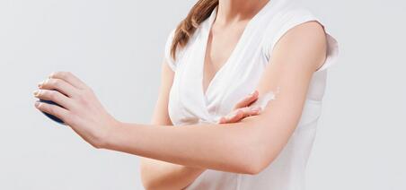 哪位醫(yī)生在成都進行胸部整形效果好？劉中國、李烈、白振華等醫(yī)師評比結果，快速收藏供參考！