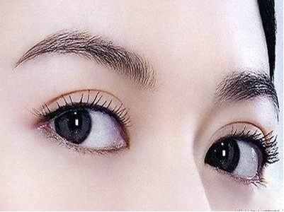 上海九院隆鼻手術(shù)價(jià)格2023年排行是怎樣的？哪個(gè)醫(yī)生推薦？有精選的手術(shù)案例嗎？