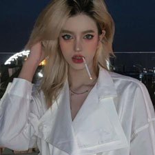 ?？〗?/></div>
                            <div>常俊杰</div>
                            <div style=
