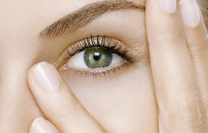 眼皮松垂，還是眼瞼下垂？別搞錯區(qū)別，打造完美眼神！