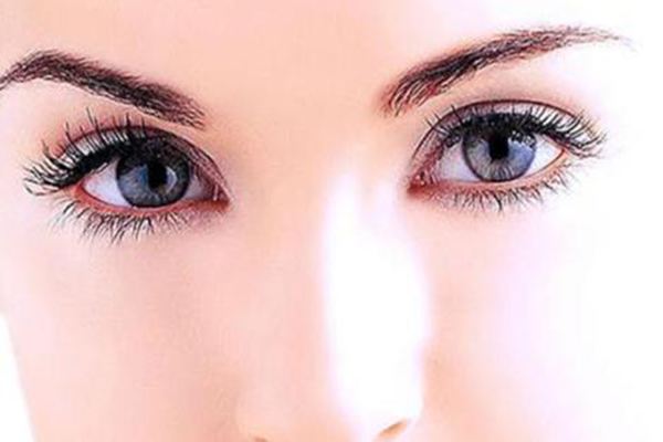 山西省眼科醫(yī)院整形科有哪些醫(yī)生？眼科醫(yī)院整形科的醫(yī)生有哪些成功案例？