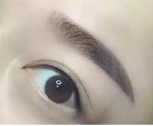 上海容妍整形醫(yī)院的院長(zhǎng)是哪位？認(rèn)識(shí)雙眼皮專家柴云醫(yī)生，一起了解他的經(jīng)歷和獨(dú)特案例