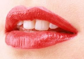 青醫(yī)附院整形外科：權威專家、服務貼心，讓你擁有完美容顏！
