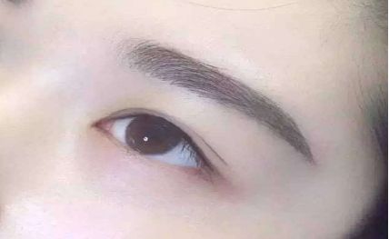 南寧哪家醫(yī)院隆鼻效果出眾？細數(shù)其出類拔萃的優(yōu)勢，備受同行贊譽！