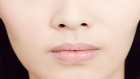成都口碑醫(yī)美院瞬間打造完美提眉效果，好評(píng)如潮！