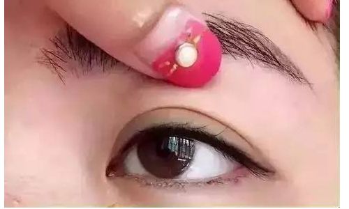 廣州哪位眼科醫(yī)生技術(shù)高？推薦馮光強(qiáng)、閆利鋒等醫(yī)生