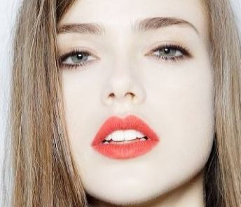 看看這位醫(yī)生案例，幫你輕松擁有美麗雙眼皮！