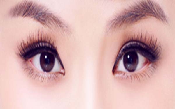 中國醫(yī)學(xué)科學(xué)院整形醫(yī)院雙眼皮手術(shù)價位在何區(qū)間？醫(yī)生水平如何？地址電話在哪？