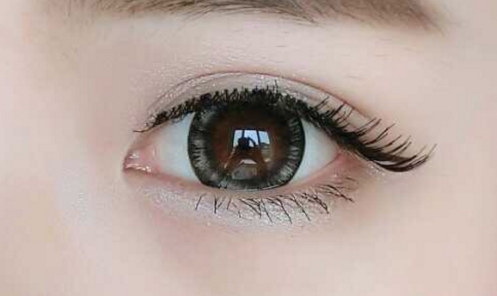 上?；菔泪t(yī)療美容門診部醫(yī)生有多少年的經驗？門診部的醫(yī)院環(huán)境如何？