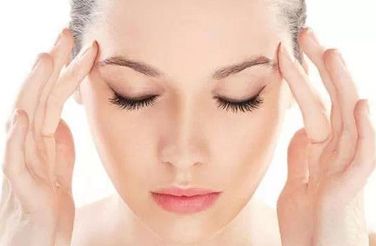成都銅雀臺(tái)鼻整形醫(yī)生推薦：周柯、郭世偉、楊加富等技術(shù)精湛！