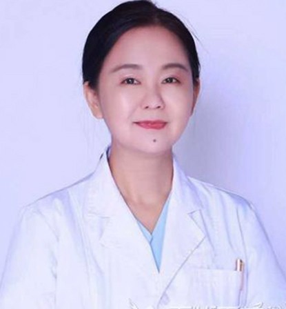 周韋宏
