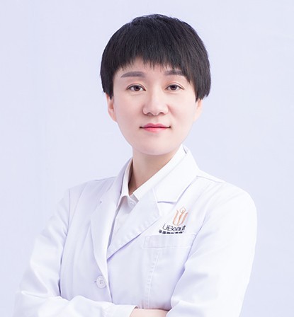 王榮堂 王榮堂