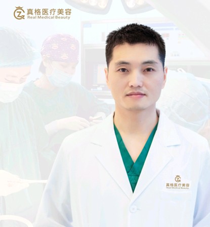 董凡凡 董凡凡