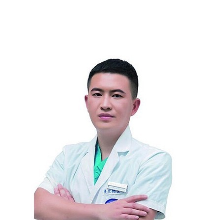 閏文超