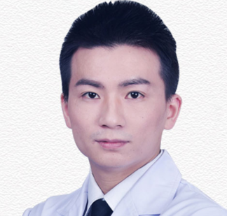彭強(qiáng)