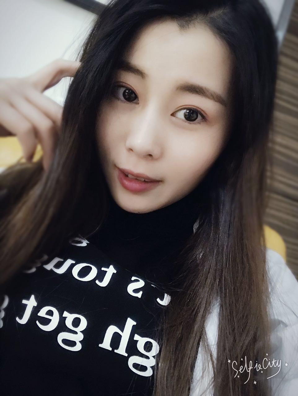 桂林新華醫(yī)療美容醫(yī)生李新華做雙眼皮手術(shù)怎么樣？李新華雙眼皮手術(shù)案例