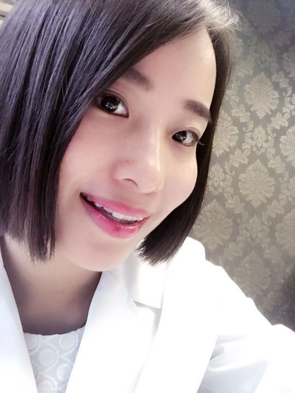 重慶齊美口腔周映丞醫(yī)生做牙齒隱形矯正怎么樣？附牙齒隱形矯正案例
