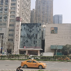 西安高一生整形醫(yī)院軟骨隆鼻效果如何？?jī)r(jià)格貴嗎？