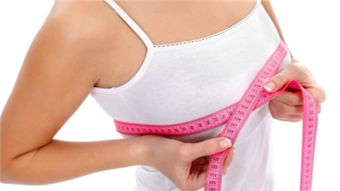 乳房下垂矯正術危險嗎？