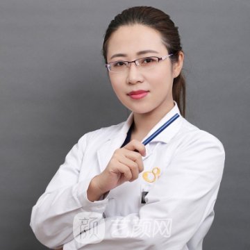 孫妍娜.jpg