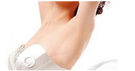 乳房下垂如何矯正？乳房下垂矯正的費用是多少？