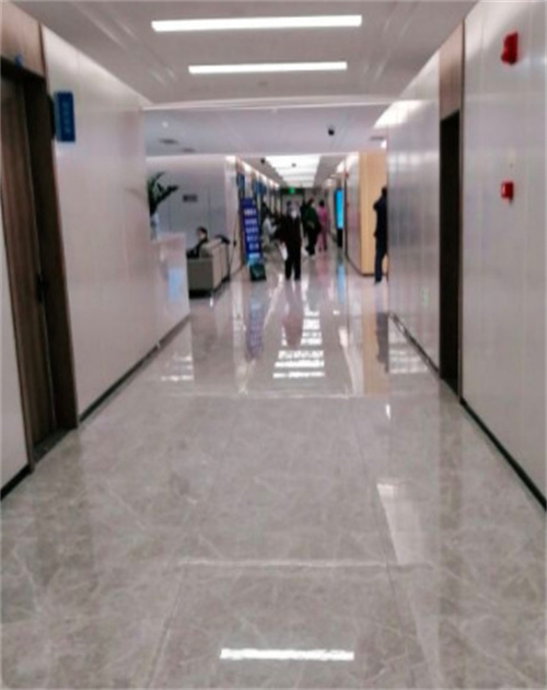 浙江大學(xué)醫(yī)學(xué)院附屬第一醫(yī)院整形美容科_走廊