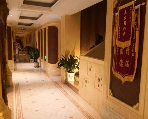 張家港皇嘉金典整形美容醫(yī)院_過(guò)道