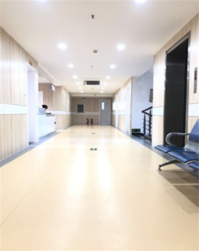 棗陽市第一人民醫(yī)院整形美容科_走廊