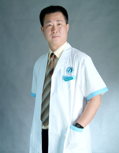 萬賢德.jpg