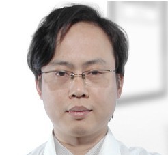 譚進(jìn).jpg