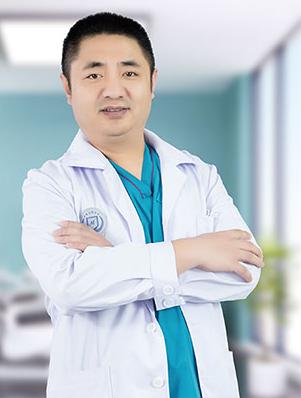 侯軍