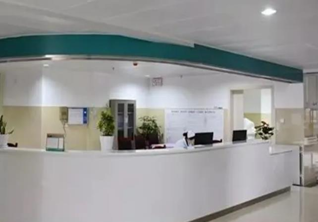 興義市人民醫(yī)院醫(yī)學(xué)美容科_護(hù)士站