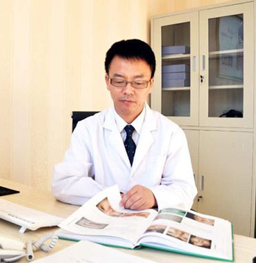 謝洪彬.jpg
