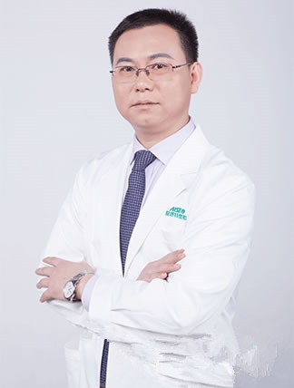 黃健.jpg