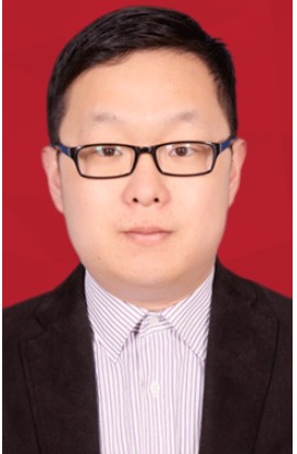 程偉.jpg