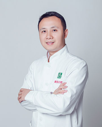 陳希.jpg