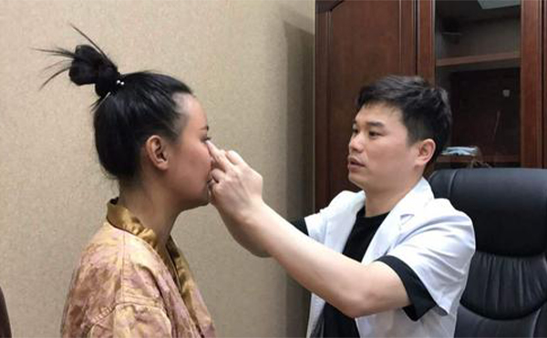 什么情況下需要做隆鼻失敗修復?