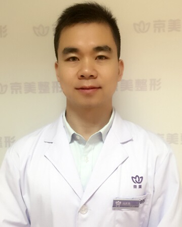 馮慶亮