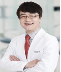 鄭志雄