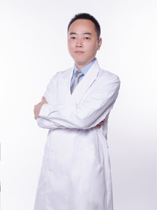 周濤