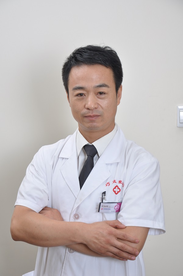 任加偉