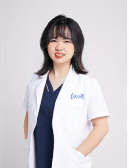 李英
