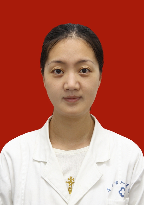 曾藍瑤